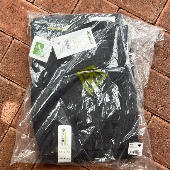 First Tactical Men's Black Cargo Pants - Picture 1 of 7